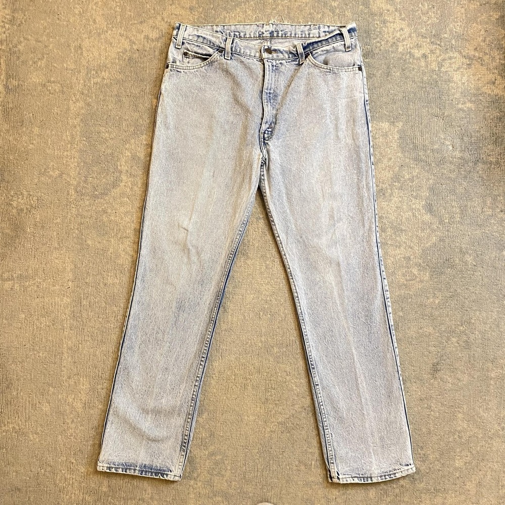 Vintage Levis Leather Tab Jeans Mens 38x32 Blue Light Wash Relaxed Straight